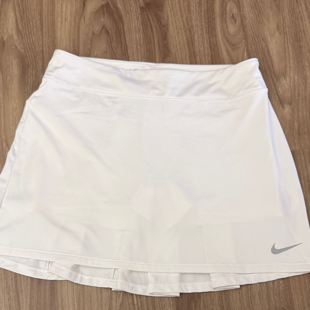 Nike White Athletic Skirt/ Golf skirt